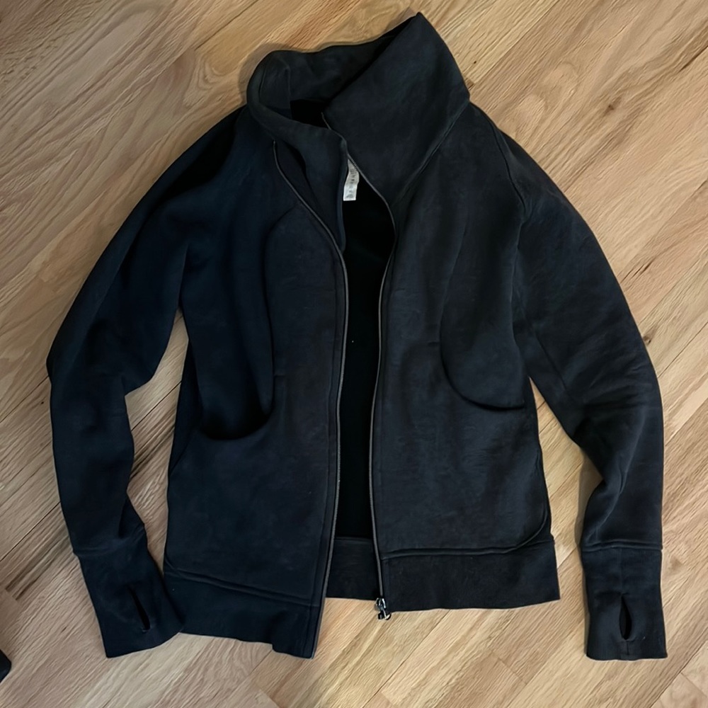 Lululemon warm zip up jacket